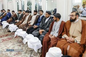 جشن عمامه‌گذاری طلاب در روز عید غدیر