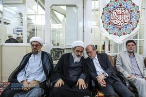 جشن عمامه‌گذاری طلاب در روز عید غدیر