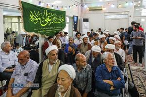 جشن عمامه‌گذاری طلاب در روز عید غدیر