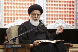 حرم بانوی کرامت در سوگ سه ساله کربلا