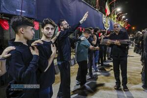 شکوه عزاداری سنتی شاه حسین گویان