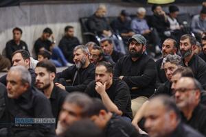 عزاداری شب ششم محرم در هیئت رزمندگان اسلام قم