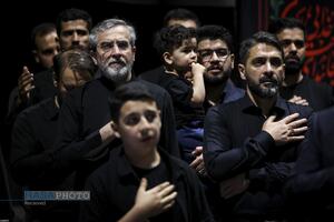 دومین شب مراسم عزاداری حضرت اباعبدالله الحسین (ع) از طرف رهبر انقلاب
