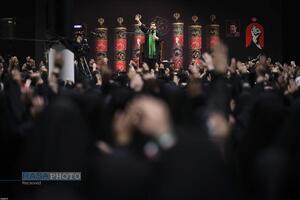 دومین شب مراسم عزاداری حضرت اباعبدالله الحسین (ع) از طرف رهبر انقلاب
