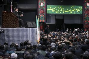 مراسم عزاداری شب عاشورای حسینی در جوار محل شهادت قائد شهید