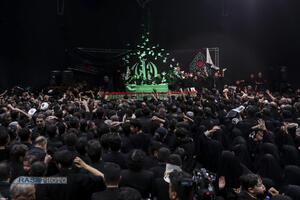 مراسم وداع با پیکر امام شهید انقلاب اسلامی در جوار حسینیه امام خمینی (ره)