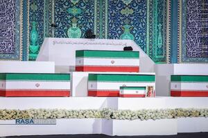 مراسم ادای احترام به پیکر مطهر رهبر شهید انقلاب اسلامی