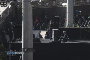 اقامه نماز بر پیکر رهبر شهید انقلاب
