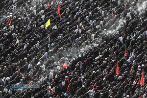 اقامه نماز بر پیکر رهبر شهید انقلاب