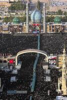 تصاویر هوایی تشییع پیکر مطهر امام مجاهد شهید در شهر مقدس قم