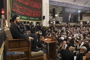 بزرگداشت امام شهید از سوی رهبر معظم انقلاب در حرم کریمه اهل‌بیت (س)