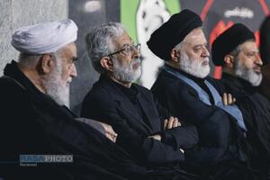 دومین شب مراسم بزرگداشت امام شهید از سوی رهبر معظم انقلاب