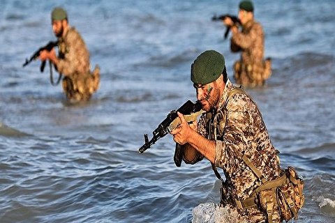 خلیج فارس میں پیغمبر اعظم ۱۲ نامی فوجی مشقوں کے آخری مرحلے کا آغاز