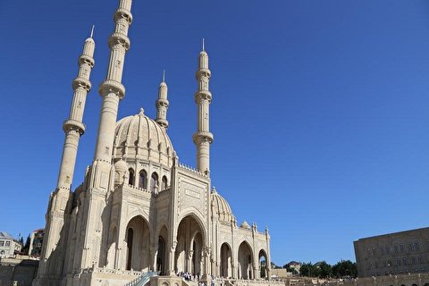 آذربائیجان کی مسجد «حیدر» شیعہ سنی کا مرکز