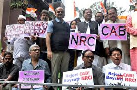 ممتا بنرجی کا شہریت ترمیمی قانون لاگو نہ کرنے کا اعلان / NRC و CAA لاگو کرنے کیلئے میری لاش سے گزرنا ہوگا / یہ مذہب کی  نہیں ہے حق  و باطل کی لڑائی ہے