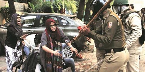 یوگی حکومت اور پولیس کی مسلمانوں کو دھمکیاں