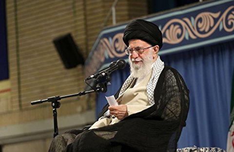 امریکہ کی طرف سے مذاکرات کی پیش کش ایران کو کمزور کرنے کا دھوکا ہے