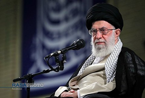 امریکہ اور امریکی صدر اپنے پاگل پن کی انتہا کو پہنچ چکے ہیں