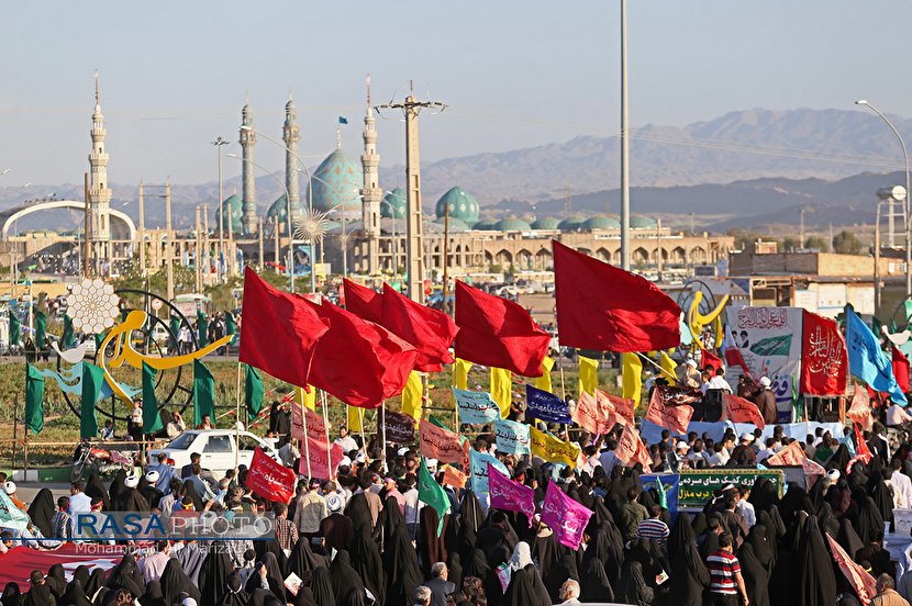 مسجد جمکران کی سمت عاشقوں کا پیدل مارچ