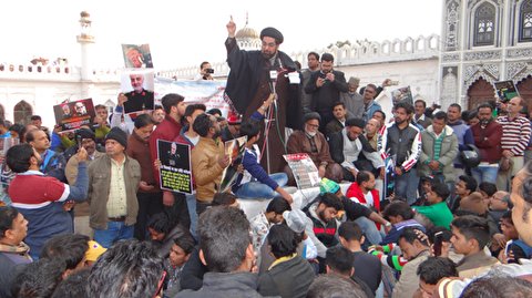 جنرل قاسم سلیمانی اور ابومہدی المہندس کی مظلومانہ شھادت پر لکھنو میں احتجاج