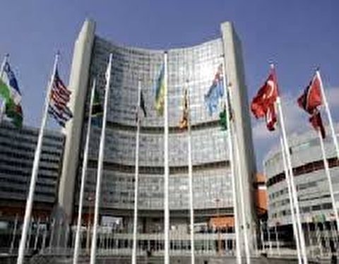 کورونا کا مقابلہ کرنے کی راہ میں پابندیاں منفی اثرات مرتب کر رہی ہیں